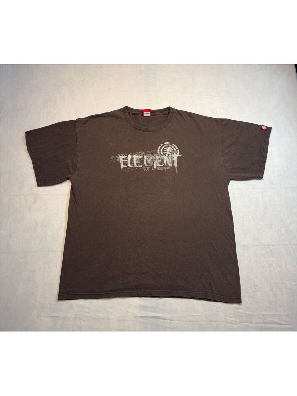 Vintage 90's Made in USA Element Brown Graphic T-Shirt XL